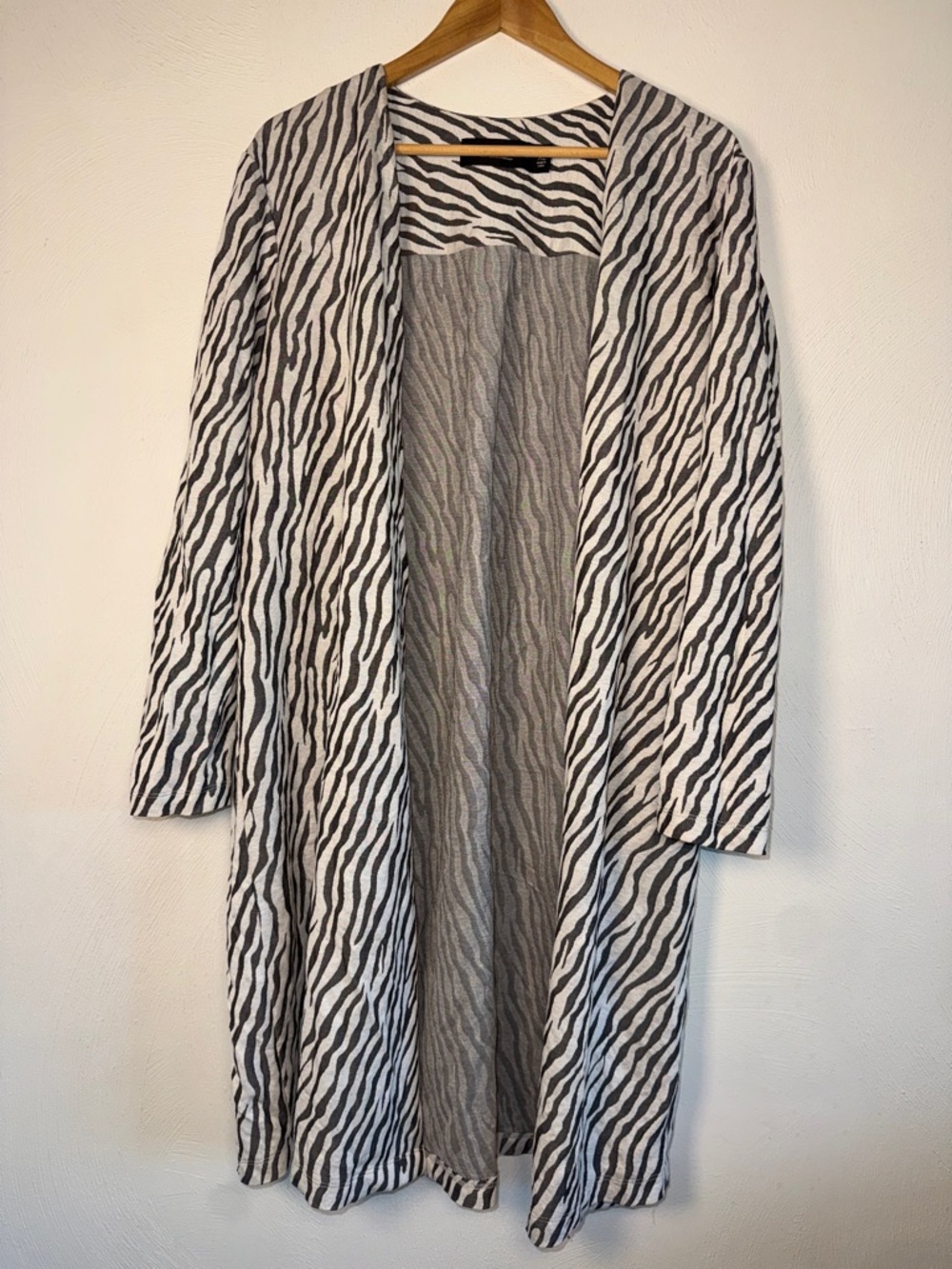 Zebra-Print Open Front Cardigan - Black & White